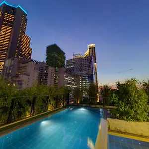 Y2 Hotel Makati City